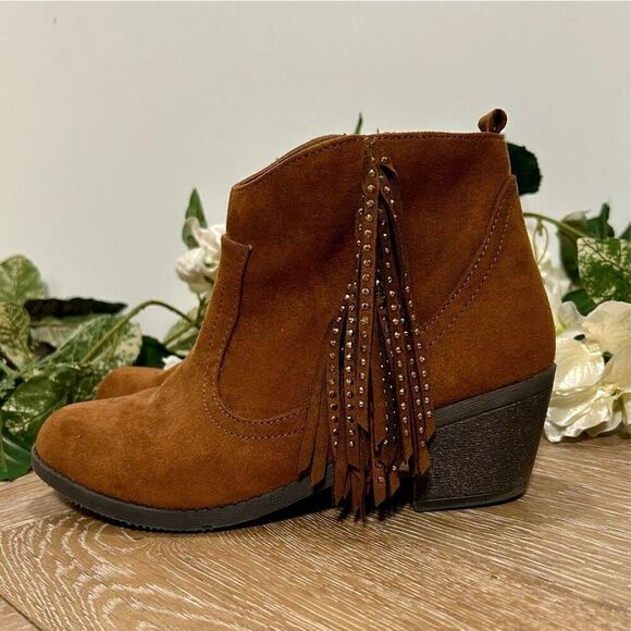 Wonder Nation Ankle Boots Girls Women’s Size 4 Chestnut Brown Suede Stud Fringe - Picture 4 of 9